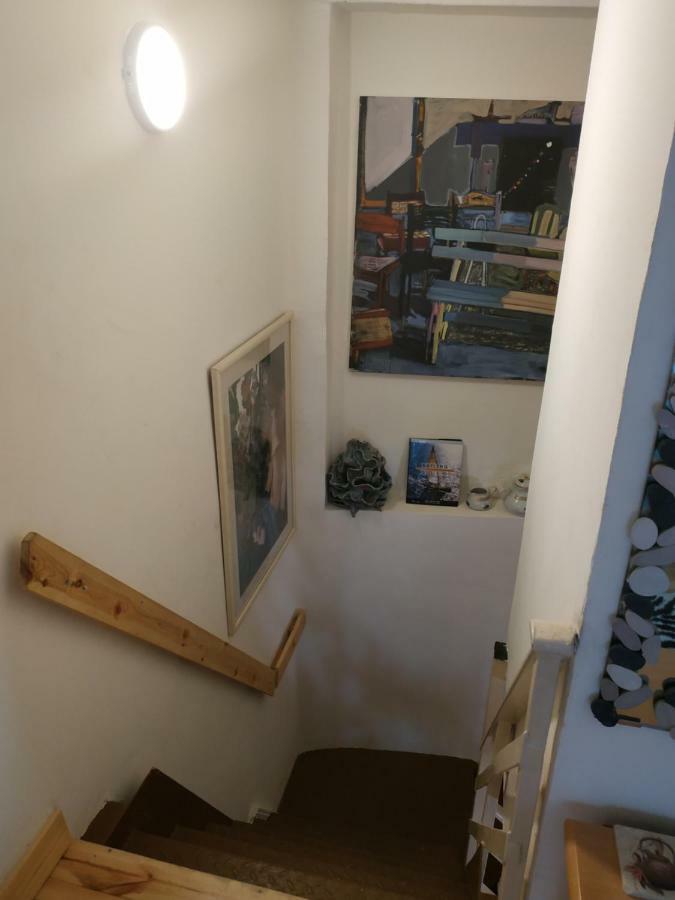 Appartamento Studio Apt Great Location Heart Of Downtown District Haifa Esterno foto
