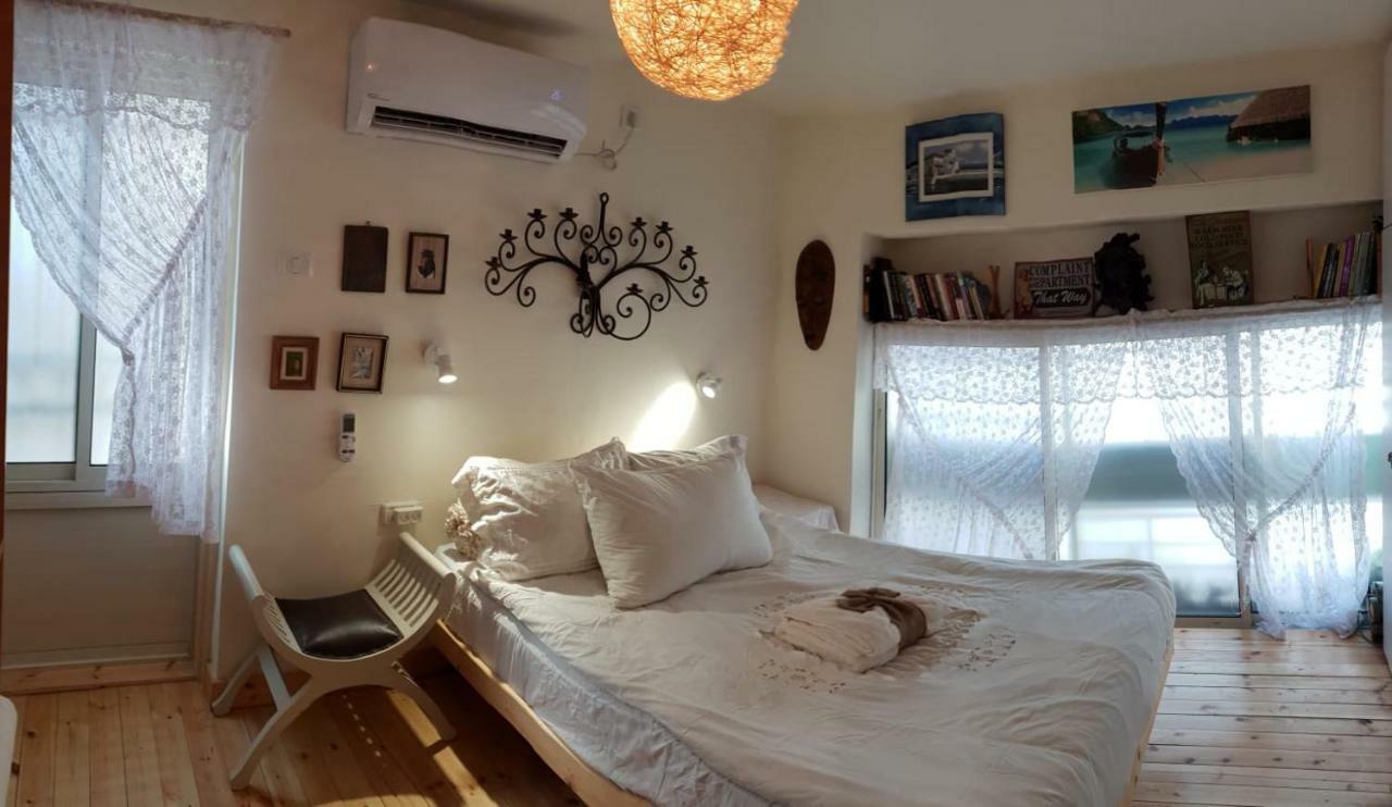 Appartamento Studio Apt Great Location Heart Of Downtown District Haifa Esterno foto